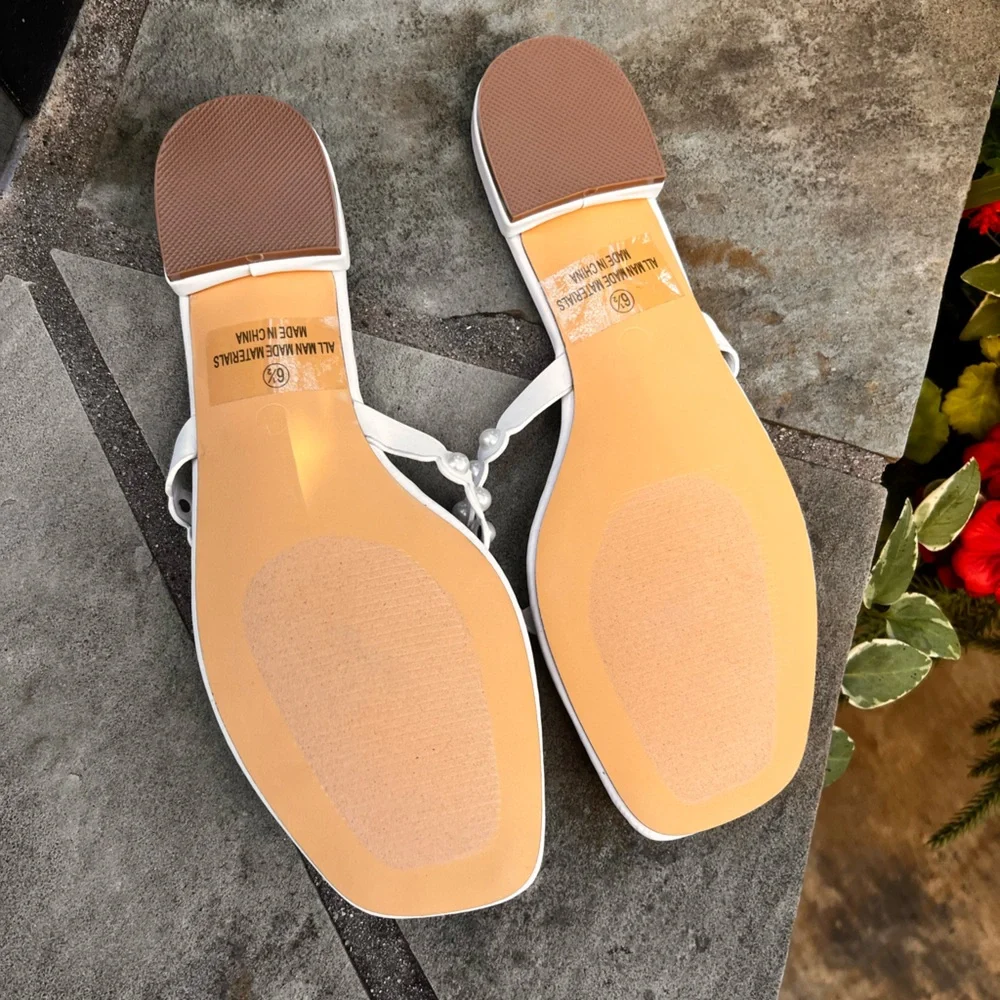 Lulus Saysa White Pearl Thong Sandals - Picture 2 of 4